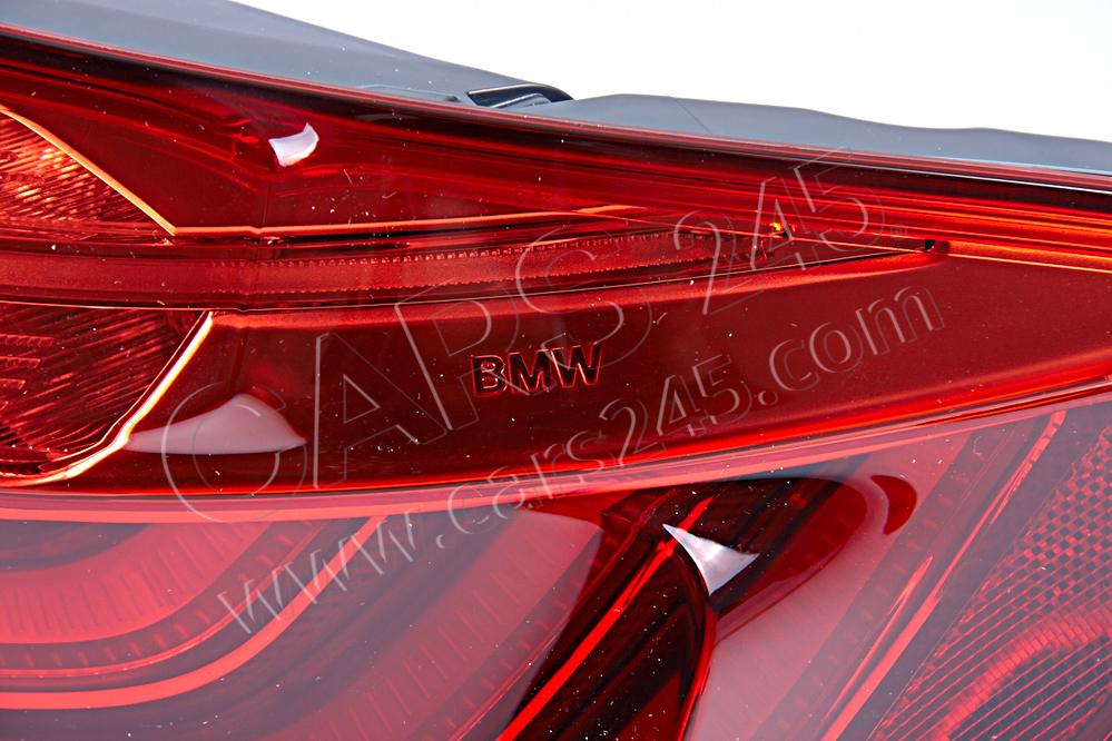 Rear light in the side panel, right BMW 63217306162 2