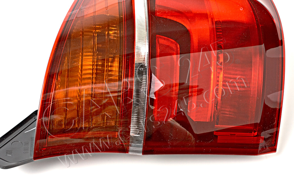Rear light in the side panel, right BMW 63217227790 2