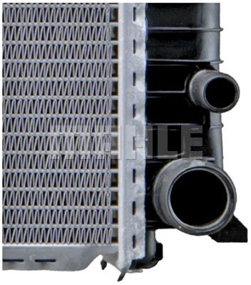 Radiator, engine cooling MAHLE CR318000P 10
