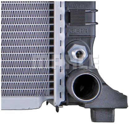 Radiator, engine cooling MAHLE CR683000P 10