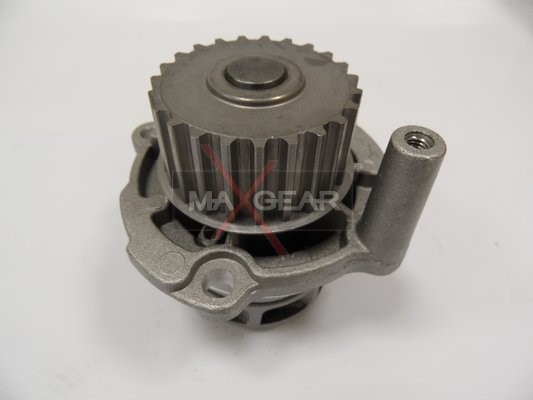Water Pump, engine cooling MAXGEAR 470049 2