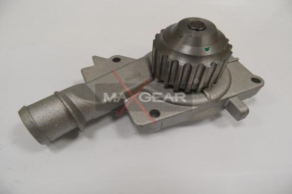 Water Pump, engine cooling MAXGEAR 470064