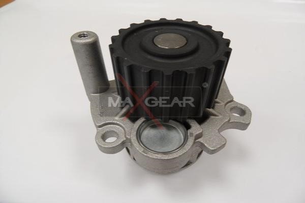 Water Pump, engine cooling MAXGEAR 470089
