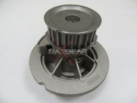Water Pump, engine cooling MAXGEAR 470026 2