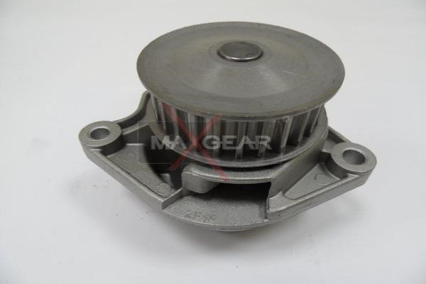 Water Pump, engine cooling MAXGEAR 470042