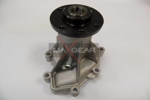 Water Pump, engine cooling MAXGEAR 470113