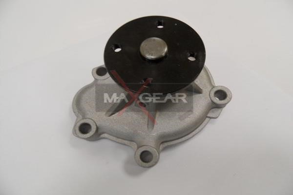 Water Pump, engine cooling MAXGEAR 470120