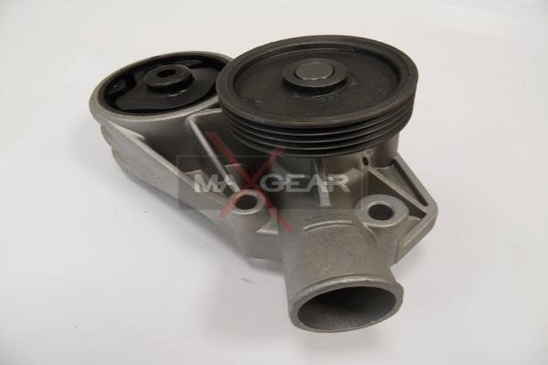 Water Pump, engine cooling MAXGEAR 470098