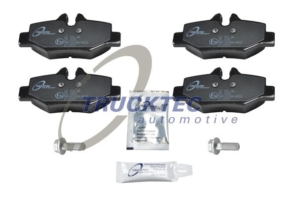 Brake Pad Set, disc brake TRUCKTEC AUTOMOTIVE 0235161