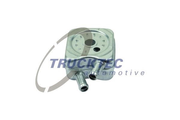 Oil Cooler, engine oil TRUCKTEC AUTOMOTIVE 0718001