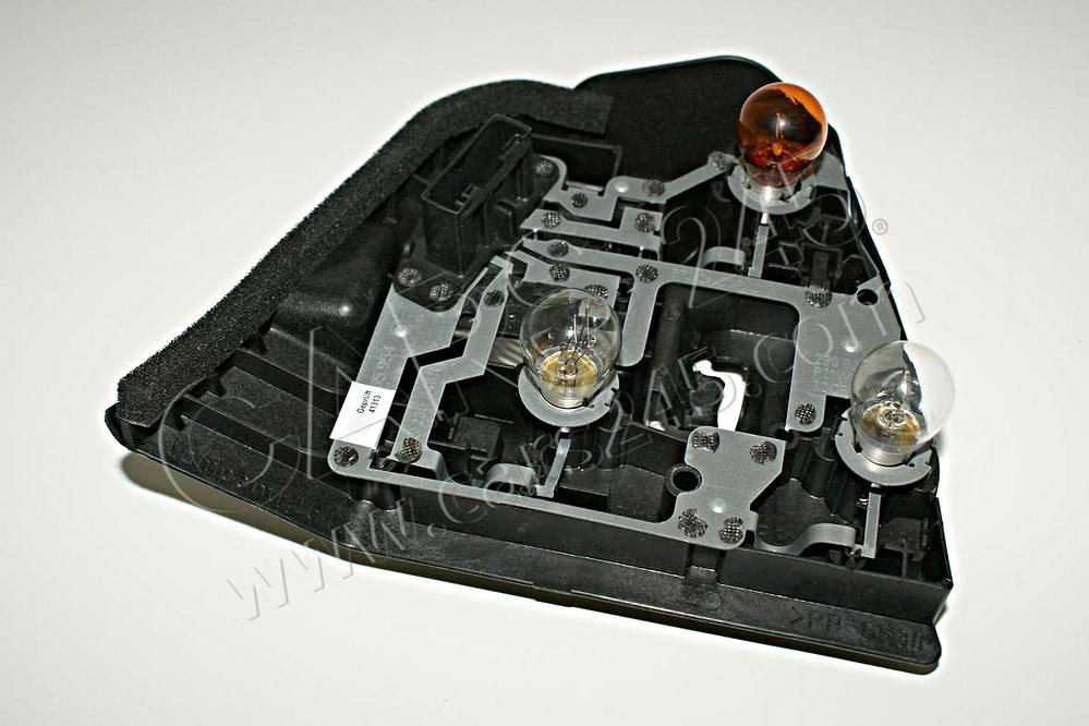 Bulb Holder, combination rear light SAE U.S. Type and E-Type Checked ULO 6824-04 2