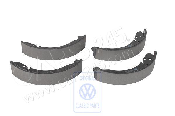 1 set: brake shoes with linings AUDI / VOLKSWAGEN 113698537QX