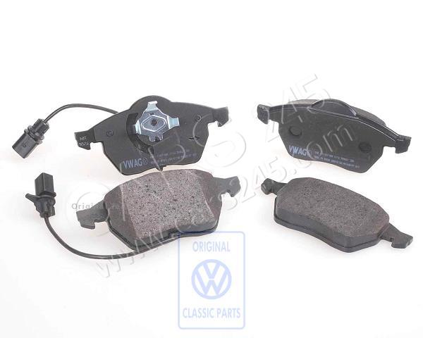 1 set of brake pads with wear display for disc brakes                   'eco' AUDI / VOLKSWAGEN JZW698151N