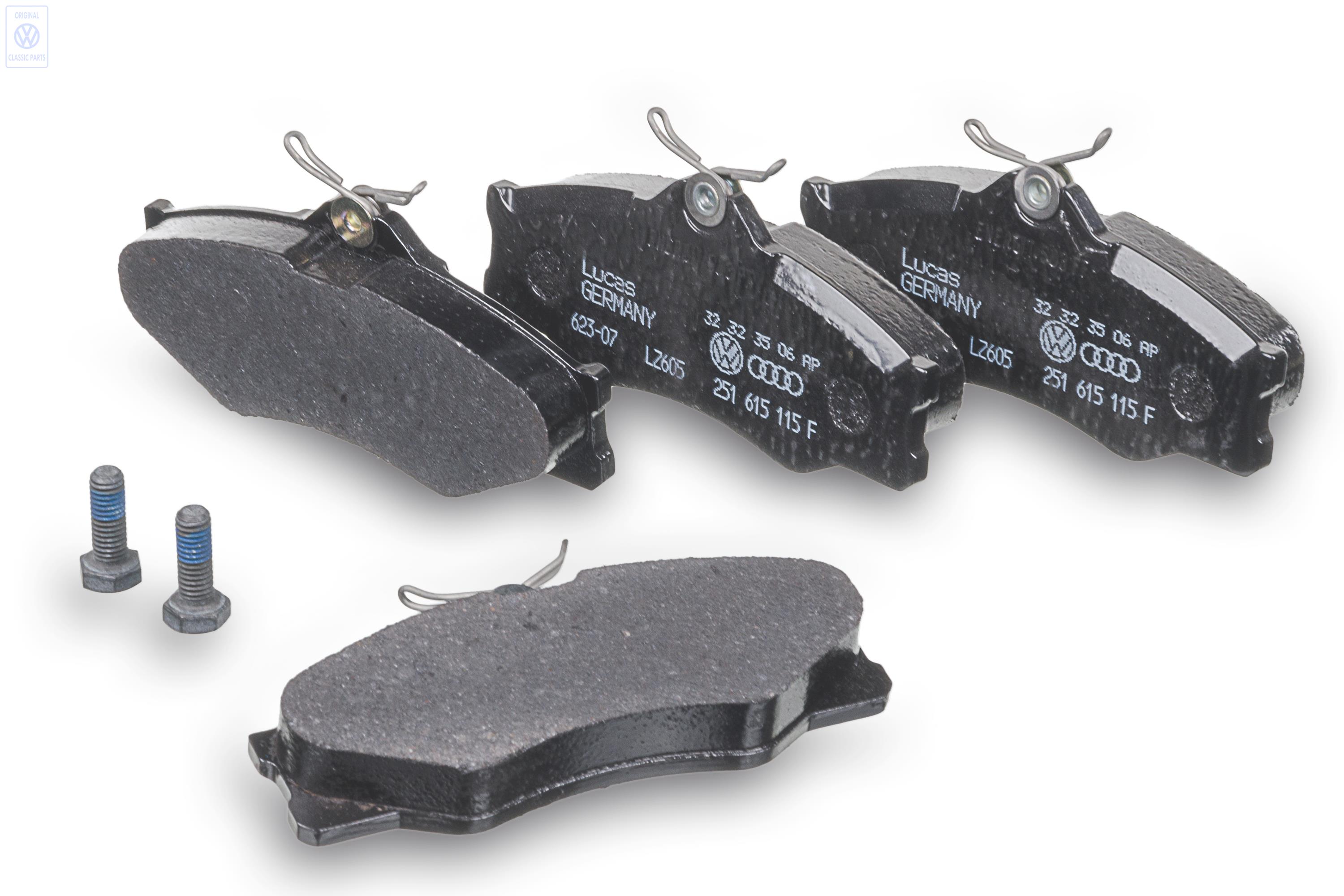 1 set of brake pads for disk brake AUDI / VOLKSWAGEN 251698151F
