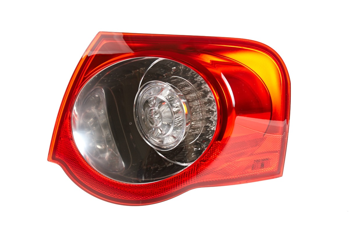 Tail light right outer AUDI / VOLKSWAGEN 3C9945096P