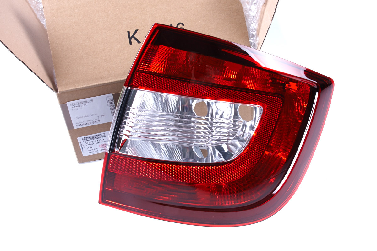 Tail light right AUDI / VOLKSWAGEN 5JH945112A 3