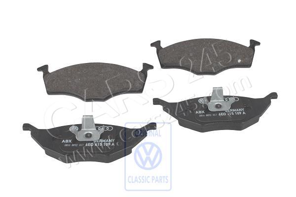 1 set of brake pads for disk brake AUDI / VOLKSWAGEN 6E0698151