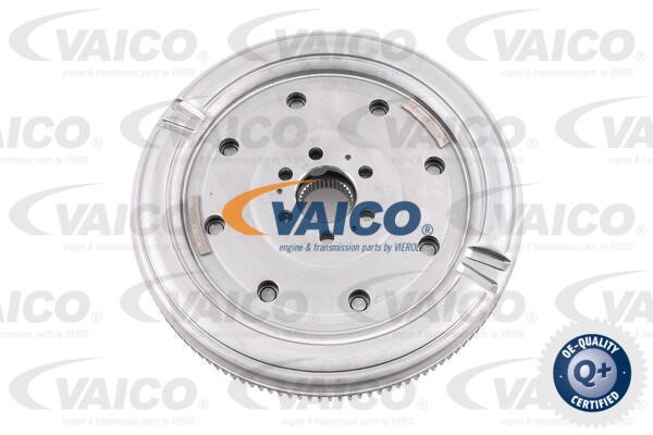 Flywheel VAICO V10-6716 2