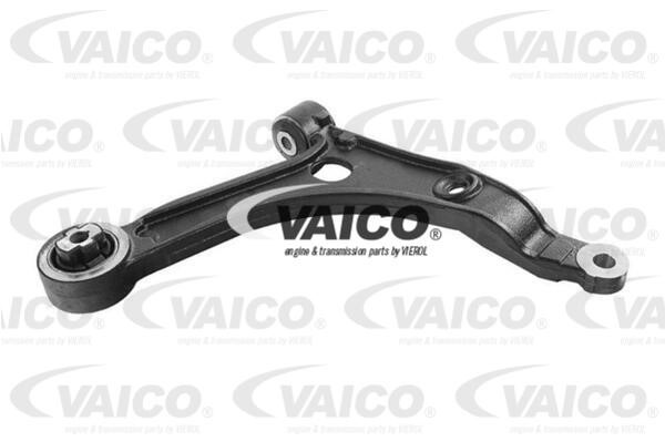 Control/Trailing Arm, wheel suspension VAICO V24-1147