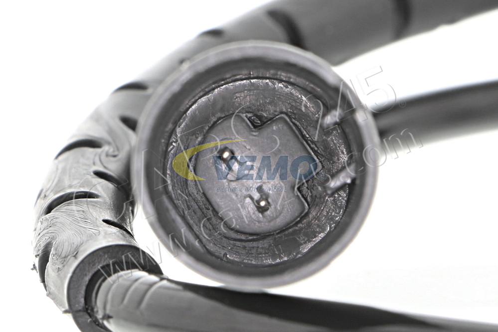 Sensor, wheel speed VEMO V20-72-0498 2