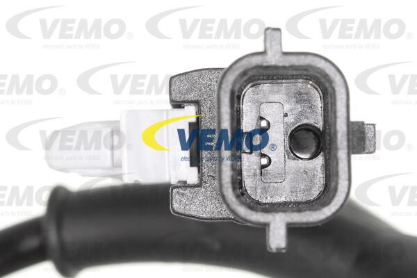 Sensor, wheel speed VEMO V38-72-0294 2