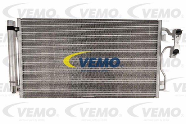 Condenser, air conditioning VEMO V20-62-1030