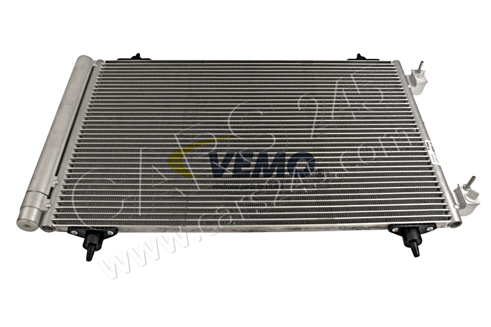 Condenser, air conditioning VEMO V22-62-0007