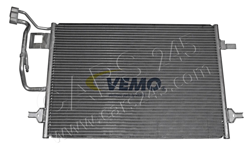 Condenser, air conditioning VEMO V15-62-1007