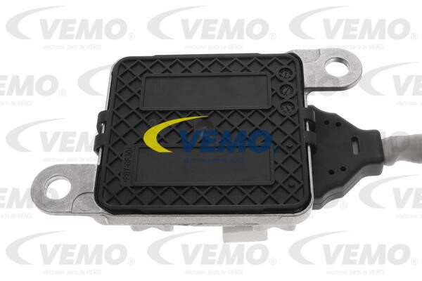NOx Sensor, urea injection VEMO V42-72-0099 2