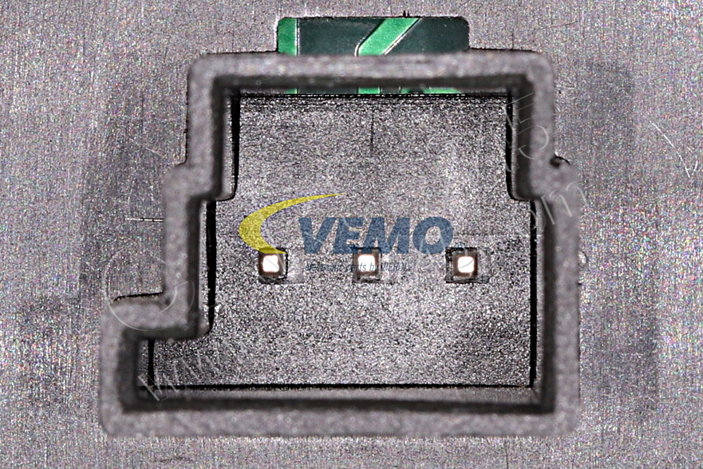 Switch, window regulator VEMO V30-73-0311 2