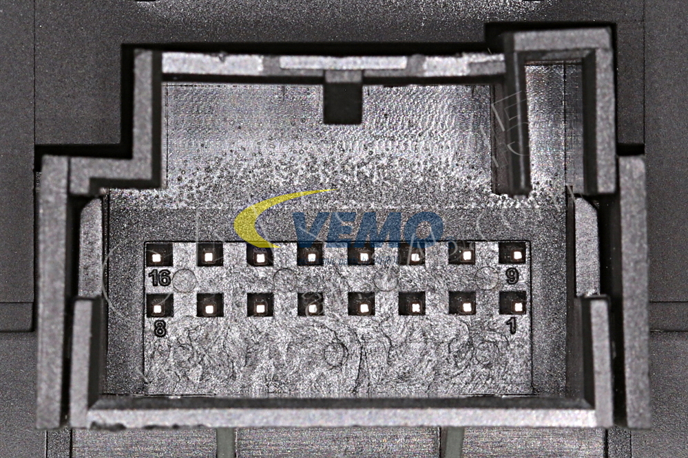 Switch, park brake actuation VEMO V10-73-0633 2