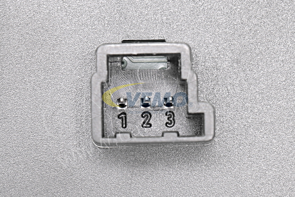Switch, window regulator VEMO V30-73-0203 2