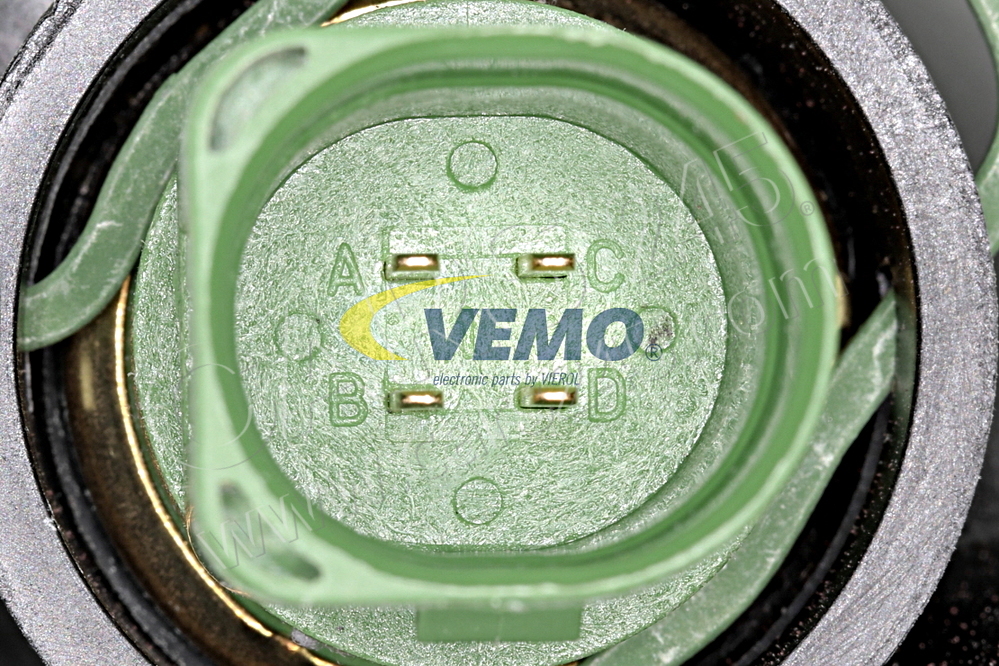 Thermostat Housing VEMO V15-99-1906 4