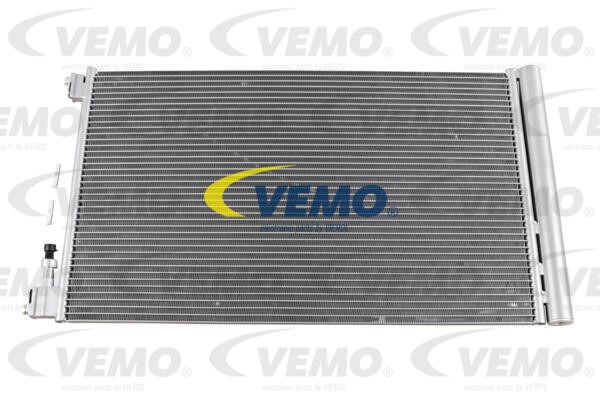 Condenser, air conditioning VEMO V40-62-0031