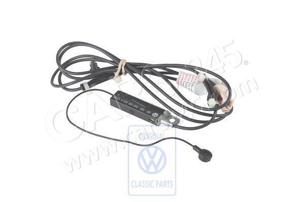 Aerial amplifier lhd Volkswagen Classic 5Z0035223A