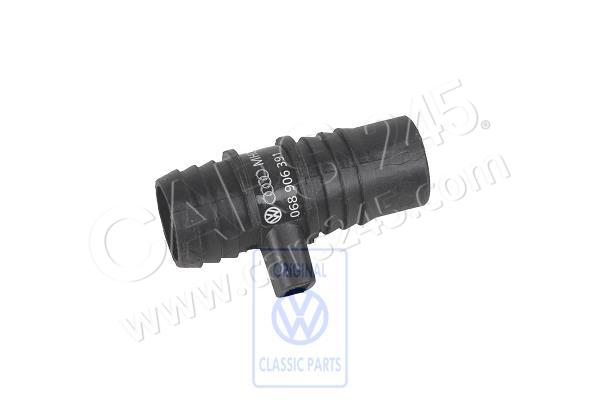 Heater pipe Volkswagen Classic 068906391