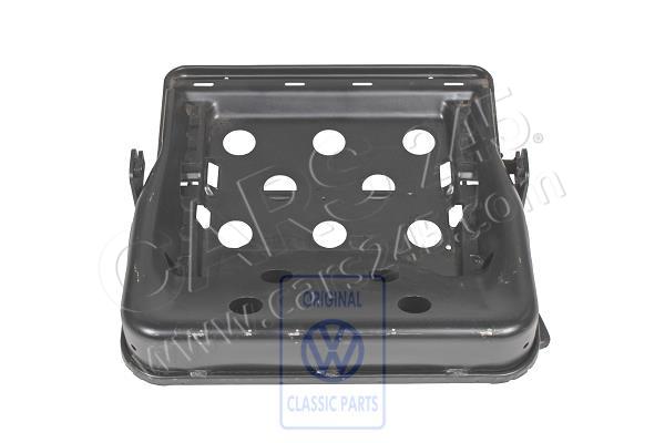 Seat well Volkswagen Classic 703883305A