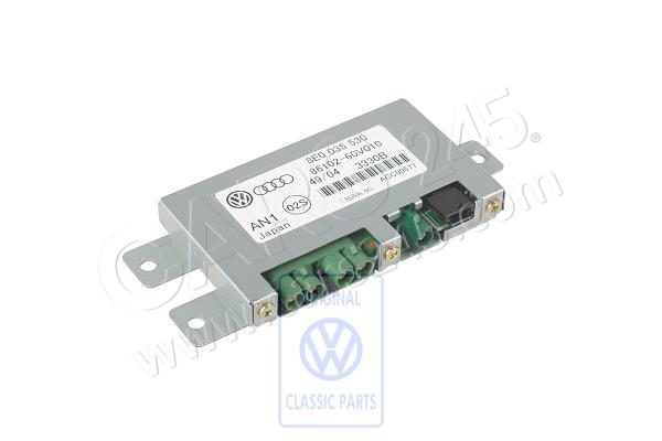 Switch-over box for aerial amplifier (diversity) Volkswagen Classic 8E0035530