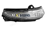Auxiliary Direction Indicator VEMO V25-84-0010